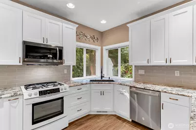 10900 NE 26th Avenue, Vancouver, WA 98686 - Photo 9