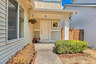 23704 SE 243rd Pl, Maple Valley, WA 98038 - Photo 3