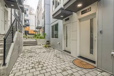3410 15th Avenue W #B, Seattle, WA 98119 - Photo 1