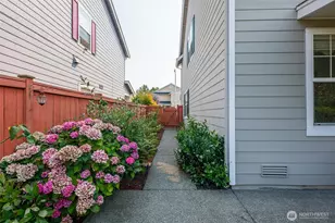 277 Edmonds Ave SE, Renton, WA 98056 - Photo 33