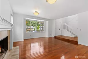 9121 NE 143rd Pl, Kirkland, WA 98034 - Photo 7