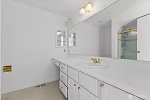 9121 NE 143rd Pl, Kirkland, WA 98034 - Photo 21