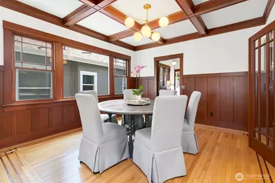 4329 5th Avenue NE, Seattle, WA 98105 - Photo 9