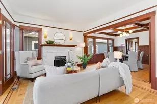 4329 5th Ave NE, Seattle, WA 98105 - Photo 5