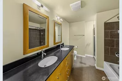 81 Clay Street #527, Seattle, WA 98121 - Photo 9