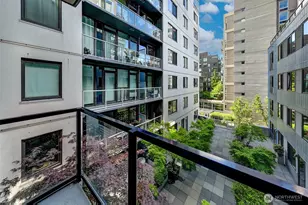 81 Clay St, Seattle, WA 98121 - Photo 13