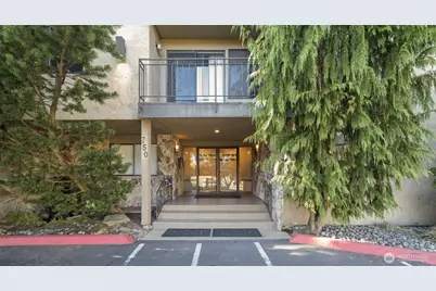 750 N 143rd Street #B7, Seattle, WA 98133 - Photo 25
