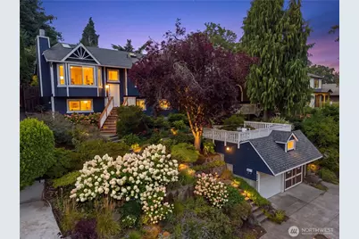 507 31st Avenue, Seattle, WA 98122 - Photo 1