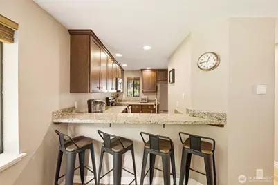 13229 SE 256th Street #J4, Kent, WA 98042 - Photo 9