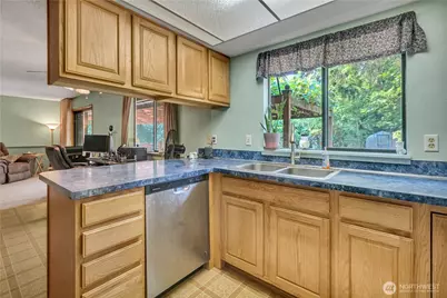12012 SE 310th Street, Auburn, WA 98092 - Photo 11