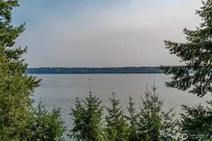 8343 B Franklin Rd, Clinton, WA 98236 - Photo 3