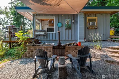 8343 B Franklin Road, Clinton, WA 98236 - Photo 25