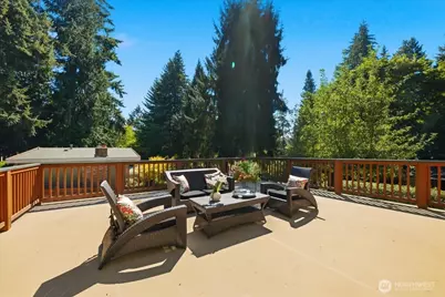 19310 37th Avenue NE, Lake Forest Park, WA 98155 - Photo 11