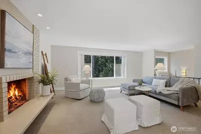 19310 37th Avenue NE, Lake Forest Park, WA 98155 - Photo 5