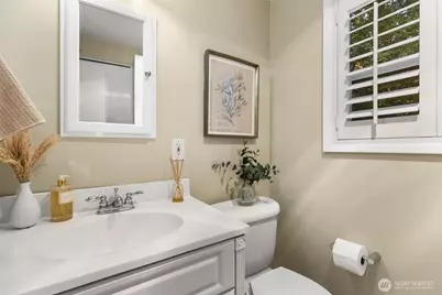 1646 152nd Avenue SE, Bellevue, WA 98007 - Photo 31
