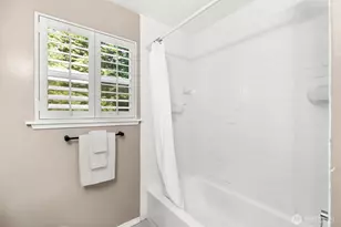 1646 152nd Ave SE, Bellevue, WA 98007 - Photo 25