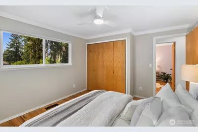 1646 152nd Avenue SE, Bellevue, WA 98007 - Photo 21