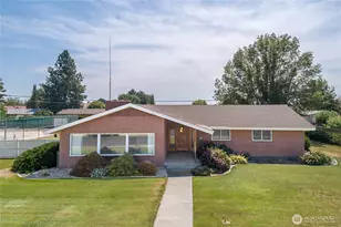 742 SW I Street SW, Quincy, WA 98848 - Photo 1