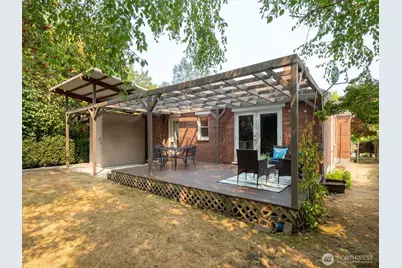 8327 24th Avenue NW, Seattle, WA 98117 - Photo 29