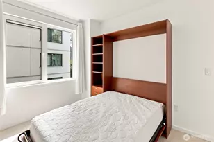 81 Clay St, Seattle, WA 98121 - Photo 17