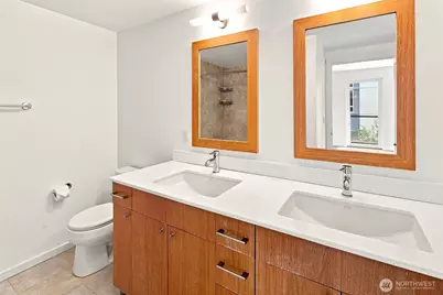 81 Clay Street #430, Seattle, WA 98121 - Photo 19