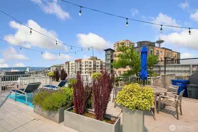 81 Clay Street #430, Seattle, WA 98121 - Photo 37