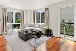 81 Clay St, Seattle, WA 98121 - Photo 5