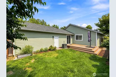 1873 Palisade Boulevard, DuPont, WA 98327 - Photo 21