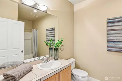 11875 SE 4th Place #701, Bellevue, WA 98005 - Photo 25