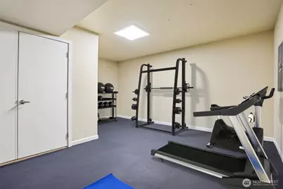 11875 SE 4th Place #701, Bellevue, WA 98005 - Photo 29