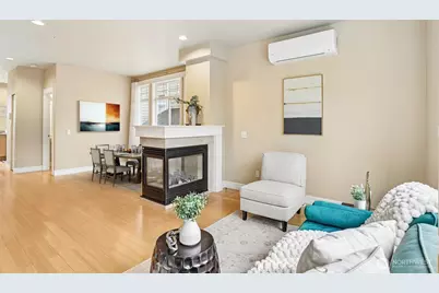 11875 SE 4th Place #701, Bellevue, WA 98005 - Photo 7