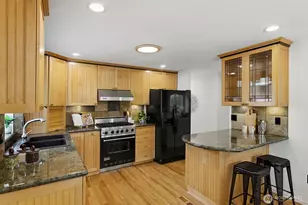 13011 NE 70th Dr, Kirkland, WA 98033 - Photo 11