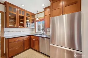 2620 Queen Anne Ave N, Seattle, WA 98109 - Photo 5