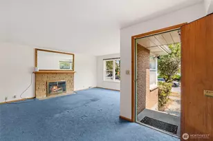 8361 30th Ave NW, Seattle, WA 98117 - Photo 11