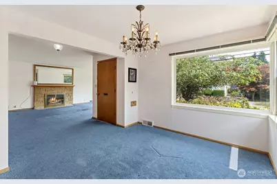 8361 30th Avenue NW, Seattle, WA 98117 - Photo 13