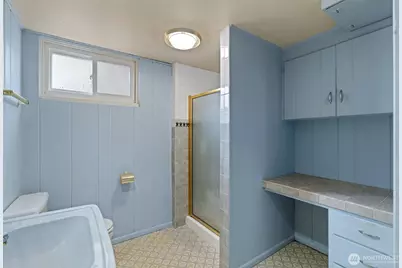 8361 30th Avenue NW, Seattle, WA 98117 - Photo 29