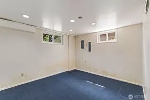 8361 30th Ave NW, Seattle, WA 98117 - Photo 31
