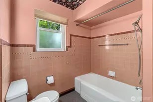 8361 30th Ave NW, Seattle, WA 98117 - Photo 23
