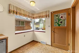 8361 30th Ave NW, Seattle, WA 98117 - Photo 17