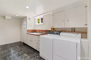 8361 30th Ave NW, Seattle, WA 98117 - Photo 27