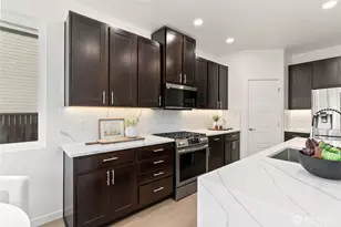 8307 184th Ave E, Bonney Lake, WA 98391 - Photo 23