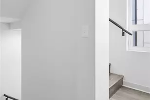 1801 20th Ave, Seattle, WA 98122 - Photo 7