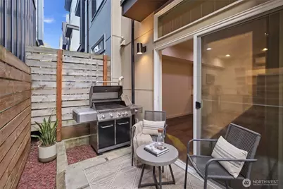 1801 20th Avenue #B, Seattle, WA 98122 - Photo 21