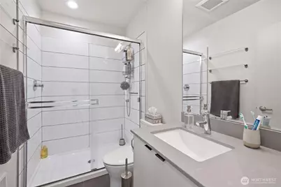 1801 20th Avenue #B, Seattle, WA 98122 - Photo 15