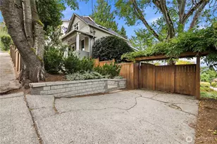 2406 E Helen St, Seattle, WA 98112 - Photo 27