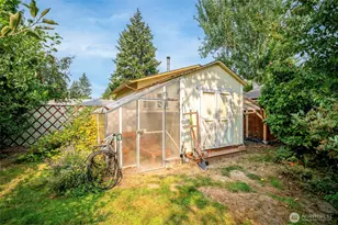 1110 13th St SE, Puyallup, WA 98372 - Photo 27