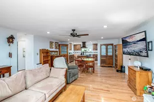 1110 13th St SE, Puyallup, WA 98372 - Photo 5