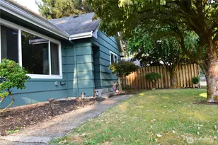 1108 10th St NE, Auburn, WA 98002 - Photo 5