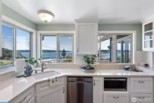 7108 Soundview Dr NW, Gig Harbor, WA 98335 - Photo 11