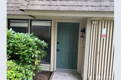 14309 NE 7th Place #1, Bellevue, WA 98007 - Photo 3